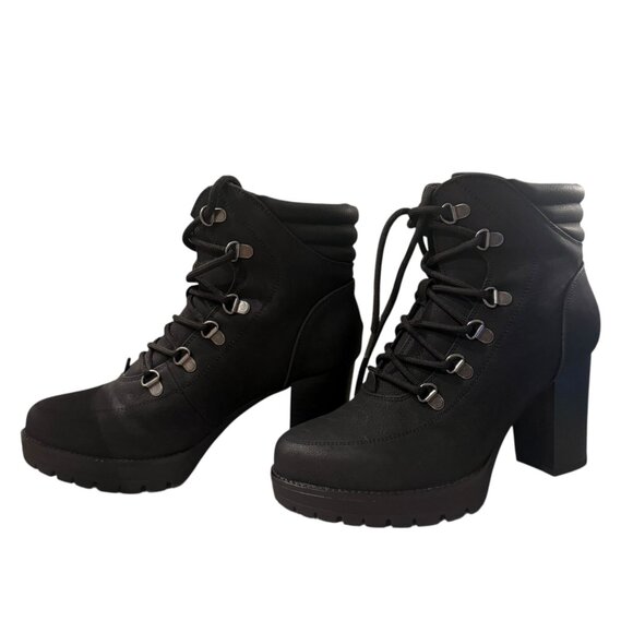 NWOT Daisy Fuentes Heeled Lace-Up Boots | Chunky Heel | Size 7.5M - Picture 4 of 9